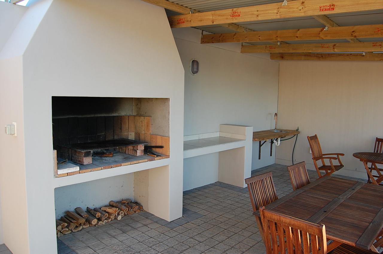 Gasthaus Longacre Olive & Vineyard Estate Langebaan Exterior foto
