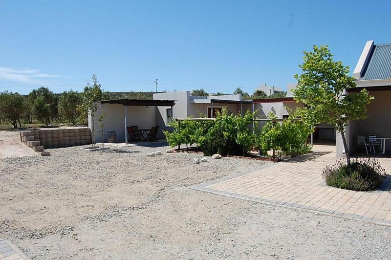 Gasthaus Longacre Olive & Vineyard Estate Langebaan Exterior foto